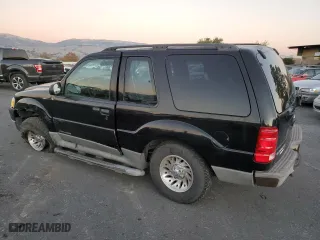 2001 Ford Explorer Sport with VIN 1FMYU60E51UB02972, listed as a Copart auction lot 83496314 with 166,281 mi miles and Salvage Title. Bid and sale history available at carsss.com. Image 2.