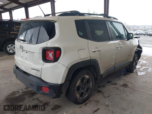 2015 Jeep Renegade Latitude with VIN ZACCJBBH7FPB51994, listed as a IAAI auction lot 41658051 with 95,580 mi miles. Bid and sale history available at carsss.com. Image 4.