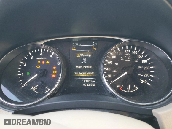 2014 Nissan Rogue SL with VIN 5N1AT2MV4EC848607, listed as a Copart auction lot 84587544 with 193,805 mi miles and Clean Title. Bid and sale history available at carsss.com. Image 9.