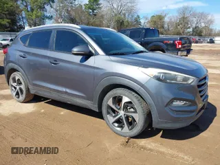 2016 Hyundai Tucson Limited with VIN KM8J33A24GU045406, listed as a IAAI auction lot 41589466 with 112,668 mi miles. Bid and sale history available at carsss.com. Image 1.