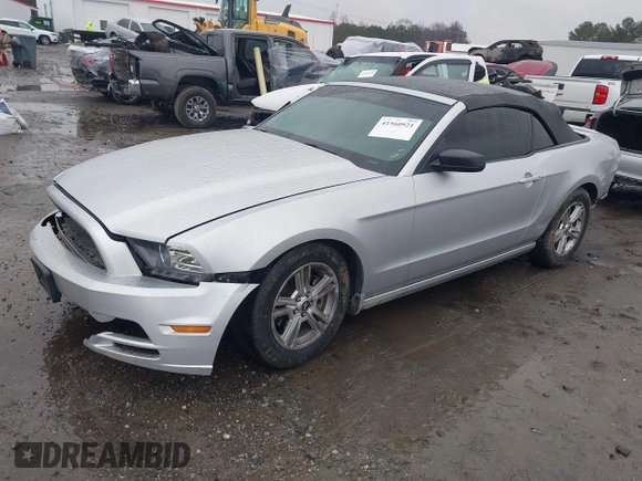 2013 Ford Mustang V6 with VIN 1ZVBP8EM4D5217006, listed as a IAAI auction lot 41560921 with 95,877 mi miles and . Bid and sale history available at DreamBid. Image 18.