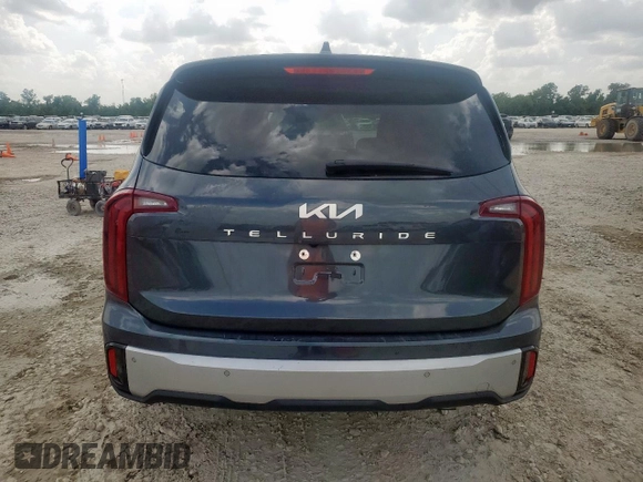 2024 Kia Telluride LX with VIN 5XYP24GC2RG422360, listed as a Copart auction lot 62928185 with 23,563 mi miles and Salvage title. Bid and sale history available at DreamBid. Image 6.