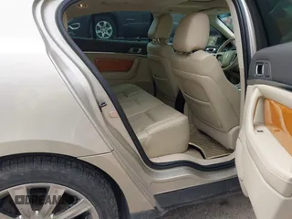 2010 Lincoln MKS с VIN 1LNHL9DR0AG607074, выставлен на аукционе IAAI как лот 41900627 с пробегом 118 882 миль миль и . История ставок и продаж доступна на DreamBid. Изображение 8.