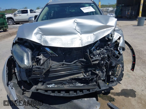 2015 Nissan Rogue SL with VIN 5N1AT2MVXFC753132, listed as a IAAI auction lot 42128483 with 90,030 mi miles and . Bid and sale history available at DreamBid. Image 6.