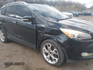 2015 Ford Escape Titanium with VIN 1FMCU9J96FUC11476, listed as a IAAI auction lot 41967914 with 149,341 mi miles. Bid and sale history available at carsss.com. Image 6.