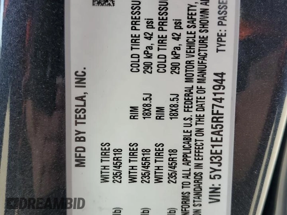 2024 Tesla Model 3 z VIN 5YJ3E1EA5RF741944, wystawiony jako Copart lot #45755205 z przebiegiem Nie podano mil oraz Szkody całkowita. Historia ofert i sprzedaży dostępna na DreamBid. Obrazek 15.