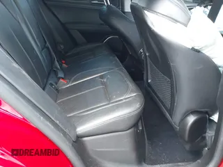 2018 Alfa Romeo Stelvio z VIN ZASFAKAN8J7B82205, wystawiony jako IAAI lot #42228471 z przebiegiem 67 968 mil mil oraz . Historia ofert i sprzedaży dostępna na DreamBid. Obrazek 8.