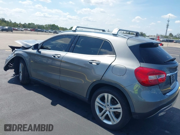 2016 Mercedes-Benz GLA 250 z VIN WDCTG4EB4GJ205894, wystawiony jako IAAI lot #42220581 z przebiegiem 82 316 mil mil oraz . Historia ofert i sprzedaży dostępna na DreamBid. Obrazek 3.