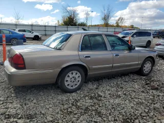 2004 Mercury Grand Marquis GS with VIN 2MEFM74W44X659047, listed as a Copart auction lot 75977484 with 194,834 mi miles and Non Repairable. Bid and sale history available at carsss.com. Image 3.