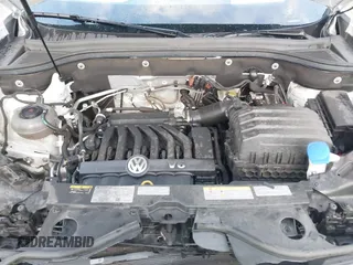 2022 Volkswagen Atlas SE z VIN 1V2KR2CA1NC555087, wystawiony jako IAAI lot #40921013 z przebiegiem 62 834 mil mil oraz . Historia ofert i sprzedaży dostępna na DreamBid. Obrazek 10.
