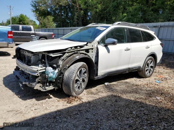 2020 Subaru Outback Touring XT with VIN 4S4BTGPD4L3187047, listed as a Copart auction lot 52492515 with 62,620 mi miles and Salvage Title. Bid and sale history available at carsss.com. Image 1.