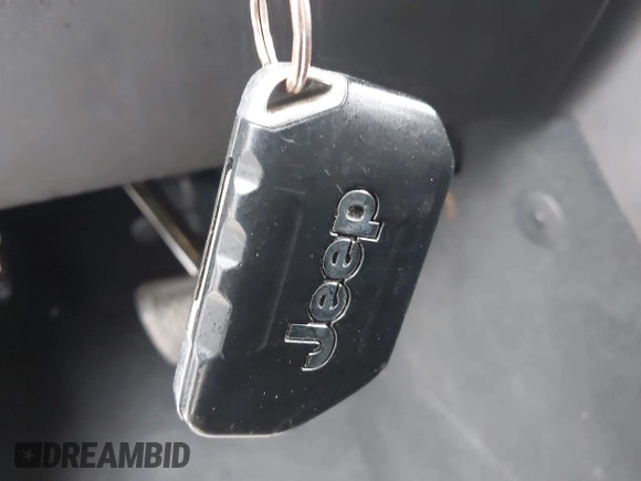 2024 Jeep Wrangler Sahara with VIN 1C4RJXP63RW148483, listed as a IAAI auction lot 41906879 with 32,509 mi miles and . Bid and sale history available at DreamBid. Image 11.