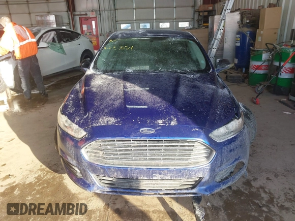 2016 Ford Fusion SE with VIN 3FA6P0HD3GR188221, listed as a IAAI auction lot 41327227 with 98,167 mi miles. Bid and sale history available at carsss.com. Image 12.