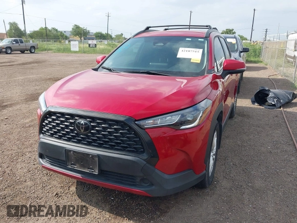 2023 Toyota Corolla Cross LE z VIN 7MUCAAAG4PV047301, wystawiony jako IAAI lot #42107515 z przebiegiem 27 137 mil mil oraz . Historia ofert i sprzedaży dostępna na DreamBid. Obrazek 6.