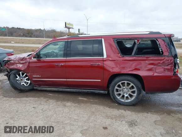 2016 GMC Yukon XL Denali with VIN 1GKS1HKJXGR453840, listed as a IAAI auction lot 41057135 with 105,469 mi miles. Bid and sale history available at carsss.com. Image 15.