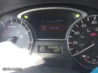 2015 Nissan Altima 2.5 with VIN 1N4AL3AP1FN392092, listed as a IAAI auction lot 41666884 with 88,888 mi miles. Bid and sale history available at carsss.com. Image 15.