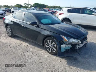 2020 Nissan Altima S z VIN 1N4BL4BVXLC190270, wystawiony jako IAAI lot #42050459 z przebiegiem 70 538 mil mil oraz . Historia ofert i sprzedaży dostępna na DreamBid. Obrazek 1.