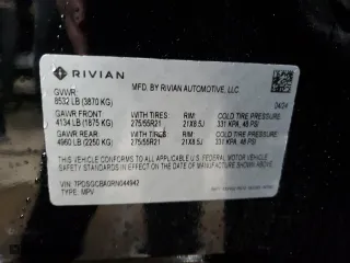 2024 Rivian R1S Adventure with VIN 7PDSGCBA0RN044942, listed as a Copart auction lot 78447784 with 6,731 mi miles and Salvage Title. Bid and sale history available at carsss.com. Image 16.