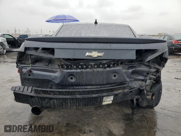 2010 Chevrolet Camaro 2SS z VIN 2G1FT1EW1A9140384, wystawiony jako Copart lot #47317085 z przebiegiem 138 244 mil mil oraz Szkody całkowita. Historia ofert i sprzedaży dostępna na DreamBid. Obrazek 6.