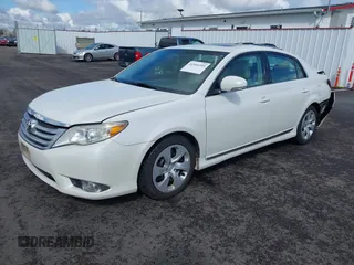 2011 Toyota Avalon with VIN 4T1BK3DB4BU371508, listed as a IAAI auction lot 41916559 with 203,667 mi miles and . Bid and sale history available at carsss.com. Image 17.