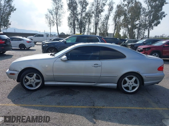 2002 Mercedes-Benz CLK 320/430 with VIN WDBLJ70G62F198257, listed as a IAAI auction lot 41455044 with 156,689 mi miles and . Bid and sale history available at DreamBid. Image 14.