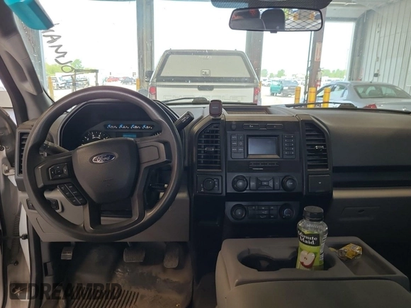 2016 Ford F-150 XLT with VIN 1FTFX1EF4GKD19439, listed as a IAAI auction lot 42774125 with 168,570 mi miles and . Bid and sale history available at DreamBid. Image 6.