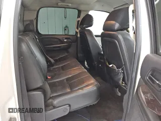 2011 GMC Sierra 1500 Denali z VIN 3GTP2XE21BG345323, wystawiony jako Copart lot #43329045 z przebiegiem 236 126 mil mil oraz Czysty tytuł • Clean title. Historia ofert i sprzedaży dostępna na DreamBid. Obrazek 10.