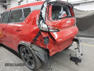 2024 Kia Soul EX with VIN KNDJ33AU4R7220504, listed as a IAAI auction lot 41666060 with 19,332 mi miles. Bid and sale history available at carsss.com. Image 6.