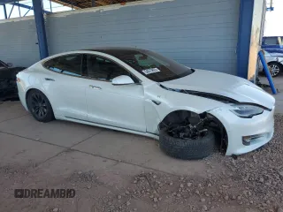 2019 Tesla Model S 75D с VIN 5YJSA1E20KF307100, выставлен на аукционе Copart как лот 54073805 с пробегом 93 644 миль миль и Списание • Salvage title. История ставок и продаж доступна на DreamBid. Изображение 4.