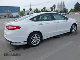 2016 Ford Fusion SE with VIN 3FA6P0H75GR118195, listed as a IAAI auction lot 41956743 with 175,544 mi miles. Bid and sale history available at carsss.com. Image 4.