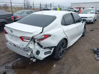2019 Toyota Camry LE z VIN 4T1B11HK7KU687261, wystawiony jako IAAI lot #42016114 z przebiegiem 123 007 mil mil oraz . Historia ofert i sprzedaży dostępna na DreamBid. Obrazek 4.