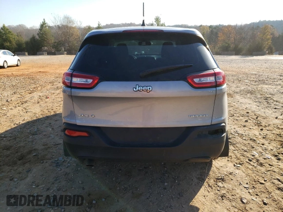 2016 Jeep Cherokee Altitude с VIN 1C4PJMAB7GW123868, выставлен на аукционе Copart как лот 83625484 с пробегом 62 645 миль миль и Списание • Salvage title. История ставок и продаж доступна на DreamBid. Изображение 6.