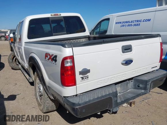 2016 Ford F-250 Lariat with VIN 1FT7W2B61GEA81419, listed as a IAAI auction lot 41837036 with 186,027 mi miles and . Bid and sale history available at DreamBid. Image 3.