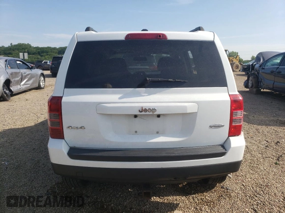 2014 Jeep Patriot Latitude с VIN 1C4NJRFB6ED792039, выставлен на аукционе Copart как лот 63076565 с пробегом 215 522 миль миль и Списание • Salvage title. История ставок и продаж доступна на DreamBid. Изображение 6.