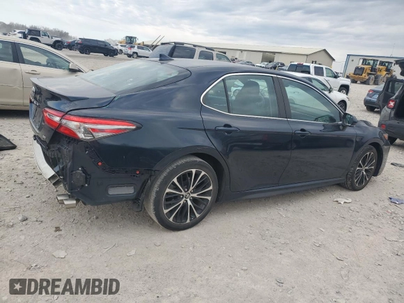 2019 Toyota Camry LE with VIN 4T1B11HK8KU288570, listed as a Copart auction lot 50297235 with 37,606 mi miles and Clean Title. Bid and sale history available at carsss.com. Image 3.