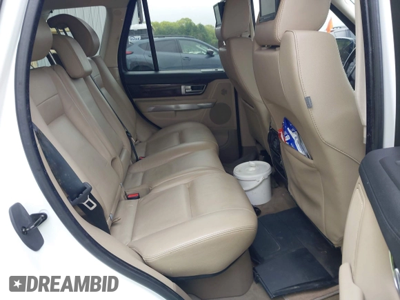 2011 Land Rover Range Rover Sport HSE with VIN SALSF2D45BA291634, listed as a IAAI auction lot 42191932 with 160,198 mi miles and . Bid and sale history available at DreamBid. Image 8.