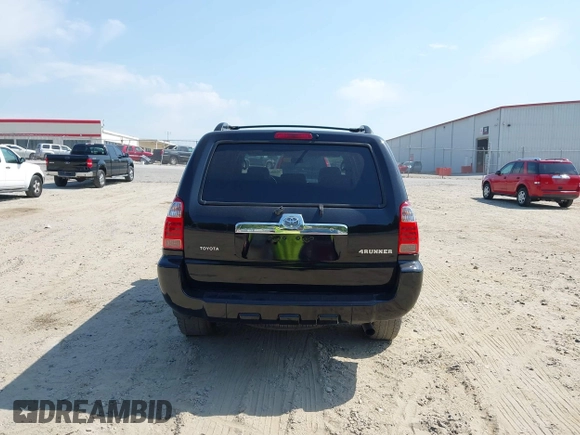 2007 Toyota 4Runner SR5 with VIN JTEZU14R978069108, listed as a IAAI auction lot 42080550 with 188,589 mi miles. Bid and sale history available at carsss.com. Image 16.
