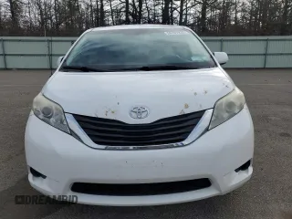 2012 Toyota Sienna LE with VIN 5TDJK3DC5CS040337, listed as a Copart auction lot 50701935 with 201,024 mi miles and Salvage Title. Bid and sale history available at carsss.com. Image 5.