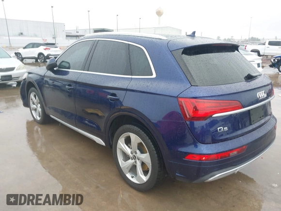 2021 Audi Q5 Premium Plus with VIN WA1BAAFY5M2057078, listed as a IAAI auction lot 41542170 with 37,519 mi miles. Bid and sale history available at carsss.com. Image 3.