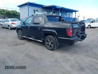 2013 Honda Ridgeline Sport z VIN 5FPYK1F74DB011010, wystawiony jako IAAI lot #42185036 z przebiegiem 80 438 mil mil oraz . Historia ofert i sprzedaży dostępna na DreamBid. Obrazek 3.