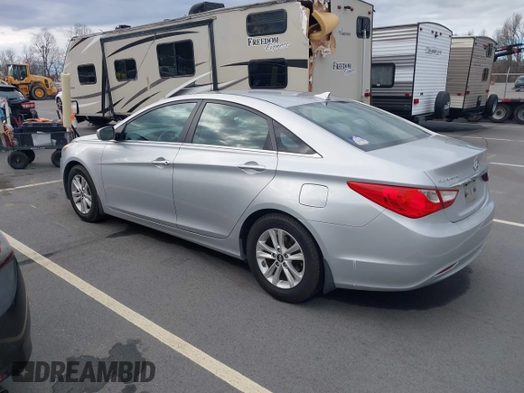 2013 Hyundai Sonata GLS with VIN 5NPEB4AC1DH609459, listed as a IAAI auction lot 41125668 with 227,079 mi miles and . Bid and sale history available at carsss.com. Image 3.