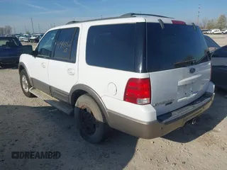2004 Ford Expedition Eddie Bauer with VIN 1FMFU18L44LA59720, listed as a IAAI auction lot 41948812 with 163,142 mi miles. Bid and sale history available at carsss.com. Image 3.