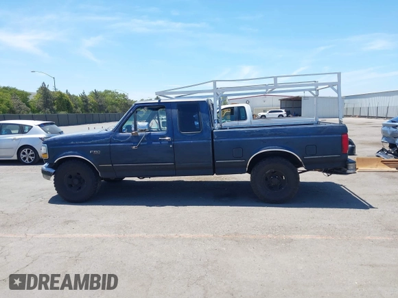 1993 Ford F-150 with VIN 1FTEX15Y2PKB24081, listed as a IAAI auction lot 42664318 with 396,178 mi miles and . Bid and sale history available at DreamBid. Image 14.
