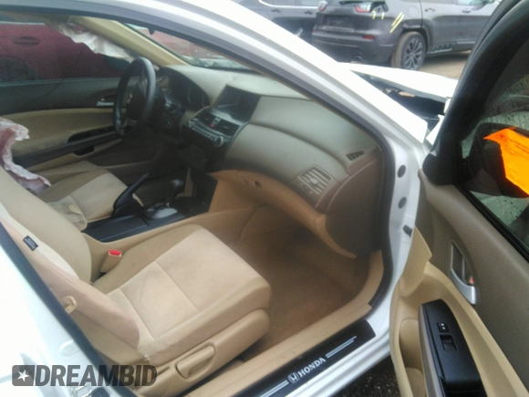 2010 Honda Accord LX z VIN 1HGCP2F37AA190348, wystawiony jako IAAI lot #32994172 z przebiegiem 181 578 mil mil oraz . Historia ofert i sprzedaży dostępna na DreamBid. Obrazek 5.