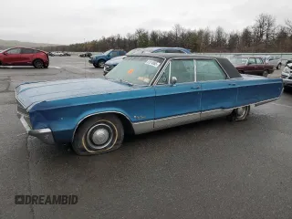 1968 Chrysler New Yorker z VIN CH3K8F117244, wystawiony jako Copart lot #51514955 z przebiegiem 95 618 mil mil oraz Tytuł czysty. Historia ofert i sprzedaży dostępna na DreamBid. Obrazek 1.