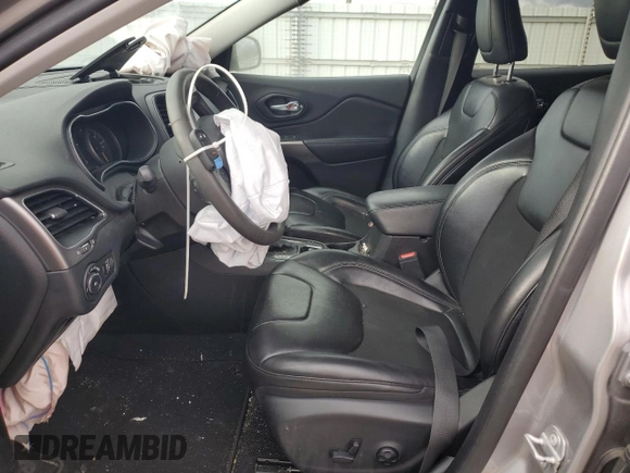 2020 Jeep Cherokee Latitude Plus с VIN 1C4PJMLB8LD609544, выставлен на аукционе Copart как лот 56737575 с пробегом Не указан миль и Списание • Salvage title. История ставок и продаж доступна на DreamBid. Изображение 7.