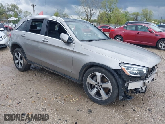 2020 Mercedes-Benz GLC 300 z VIN WDC0G8EB0LF687206, wystawiony jako IAAI lot #42155839 z przebiegiem 79 503 mil mil oraz . Historia ofert i sprzedaży dostępna na DreamBid. Obrazek 1.