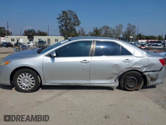 2012 Toyota Camry L z VIN 4T1BF1FKXCU009416, wystawiony jako IAAI lot #42136155 z przebiegiem 222 244 mil mil oraz . Historia ofert i sprzedaży dostępna na DreamBid. Obrazek 14.