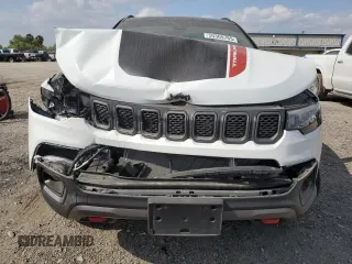 2024 Jeep Compass Trailhawk with VIN 3C4NJDDN5RT579213, listed as a Copart auction lot 50369785 with 5,333 mi miles and Salvage title. Bid and sale history available at DreamBid. Image 5.