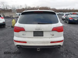 2014 Audi Q7 3.0T S line Prestige with VIN WA1DGAFE4ED010577, listed as a IAAI auction lot 41498879 with 180,403 mi miles. Bid and sale history available at carsss.com. Image 16.